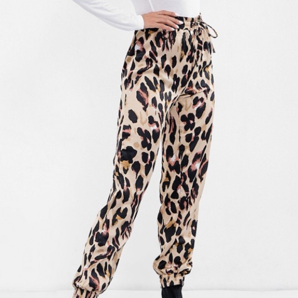 Cheetah print ishka joggers